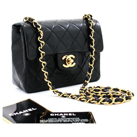 chanel piccola quadrata